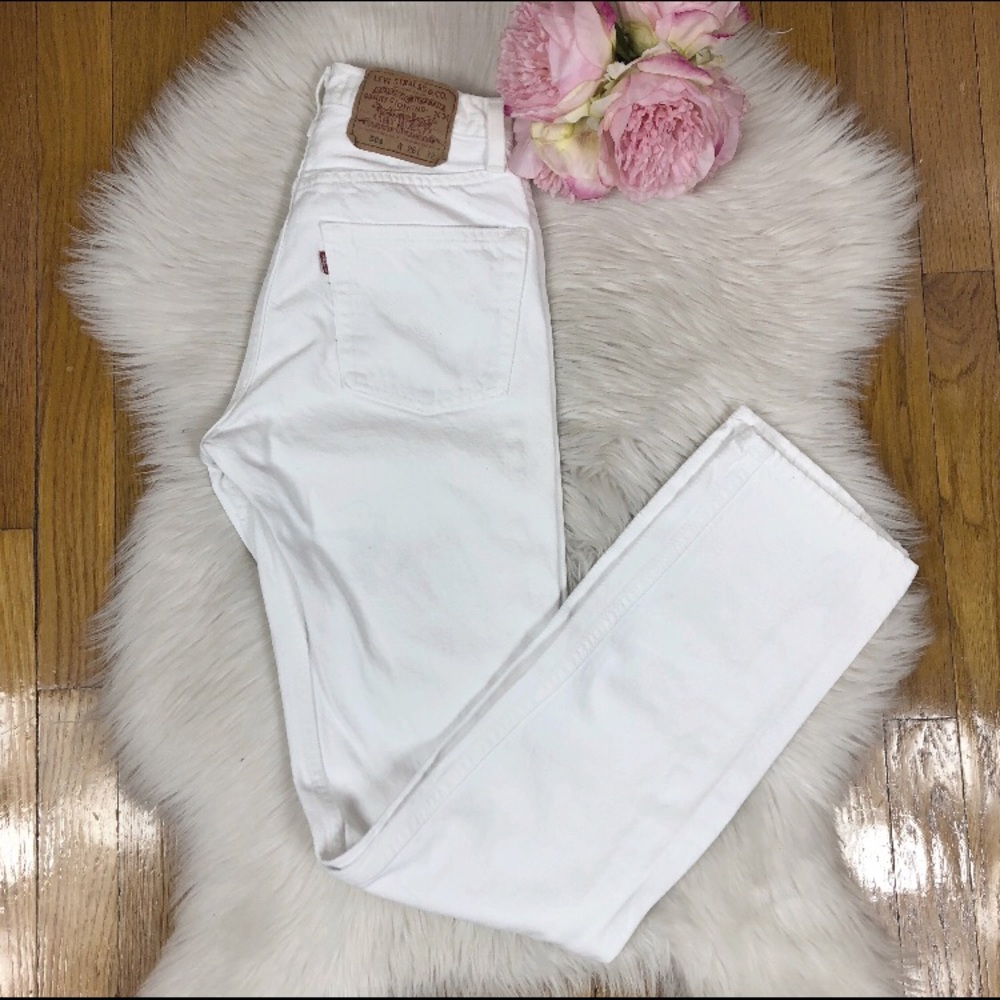 SOLD🌹Vtg 501 White Slim Fit Straight Leg Levis🌹 - Picture 5 of 5